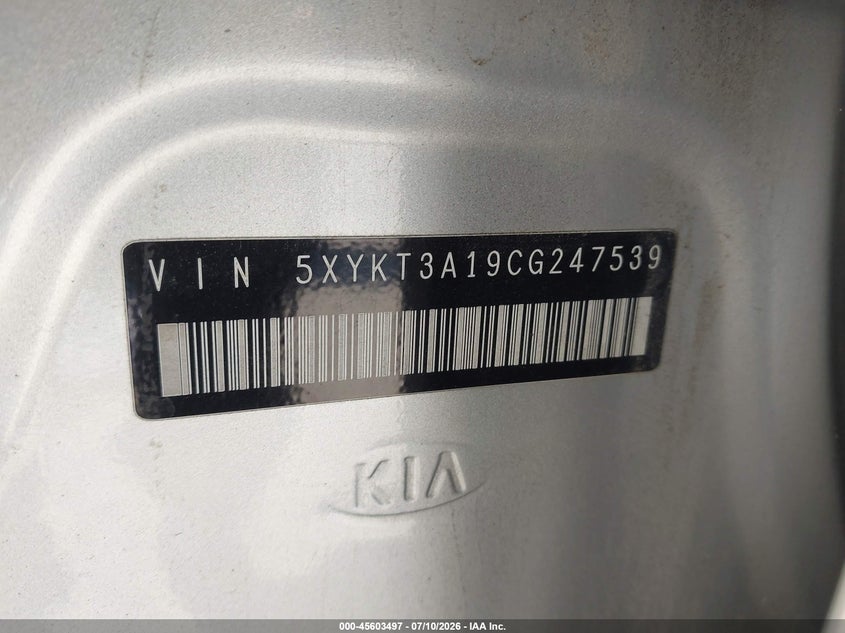 2012 Kia Sorento VIN 5XYKT3A19CG247539 IAAI salvage auction — NORMAL WEAR, Clear-Dealer Only (Oregon), sold $1,000 on 2026-07-15 (photo 9)