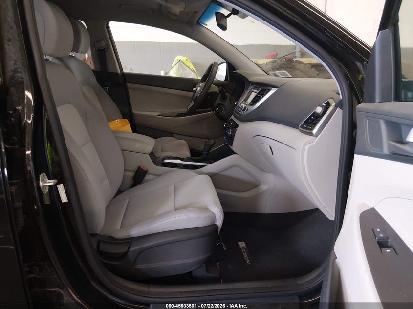 2018 Hyundai Tucson VIN KM8J2CA44JU655799 IAAI salvage auction — NORMAL WEAR, Sf97 (New York), sold $9,275 on 2026-08-20 (photo 5)