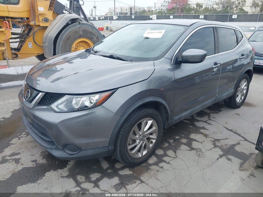 2019 Nissan Rogue VIN JN1BJ1CP0KW527897 IAAI salvage auction — FRONT END, Salvage (California), sold $2,600 on 2026-07-17 (photo 2)