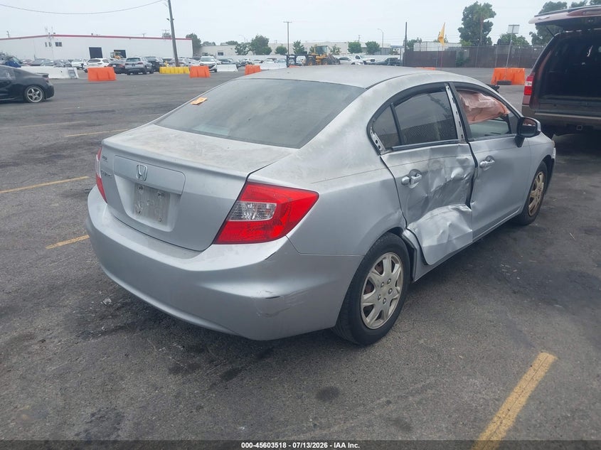 2012 Honda Civic VIN 2HGFB2F54CH304730 IAAI salvage auction — RIGHT SIDE, Salvage (California), sold $700 on 2026-07-30 (photo 4)