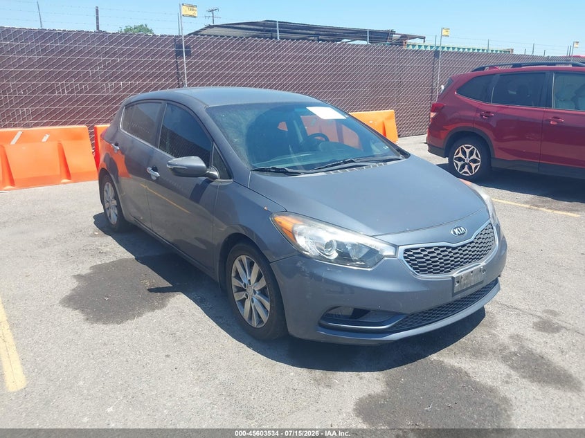 2015 Kia Forte VIN KNAFX5A82F5327452 IAAI salvage auction — LEFT SIDE, Salvage (California), sold $775 on 2026-07-29 (photo 1)