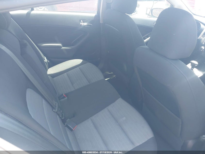 2015 Kia Forte VIN KNAFX5A82F5327452 IAAI salvage auction — LEFT SIDE, Salvage (California), sold $775 on 2026-07-29 (photo 8)