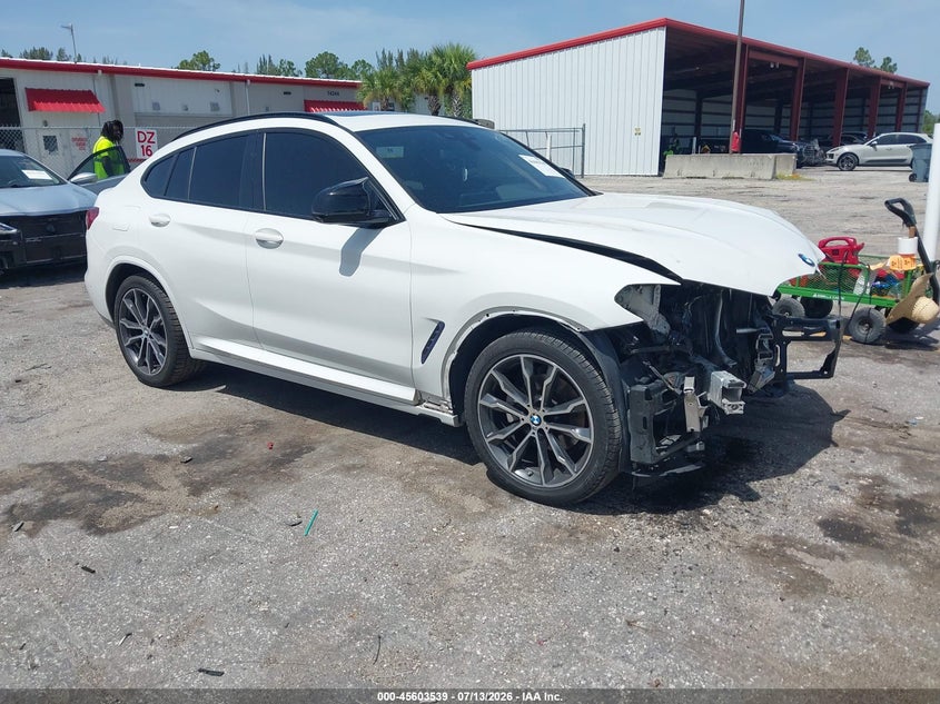 2021 BMW X4 VIN 5UX2V1C00M9E90762 IAAI salvage auction — FRONT END, Clear (Arizona), sold $2,050 on 2026-07-30 (photo 1)
