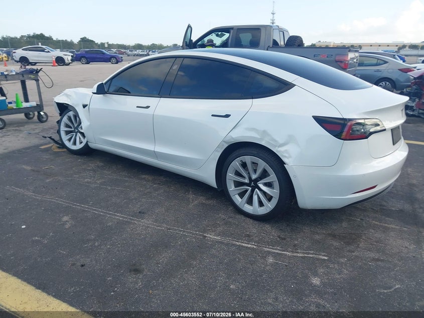2022 Tesla Model 3 VIN 5YJ3E1EB6NF269353 IAAI salvage auction — LEFT SIDE, Salvage Title, sold $9,400 on 2026-08-28 (photo 3)