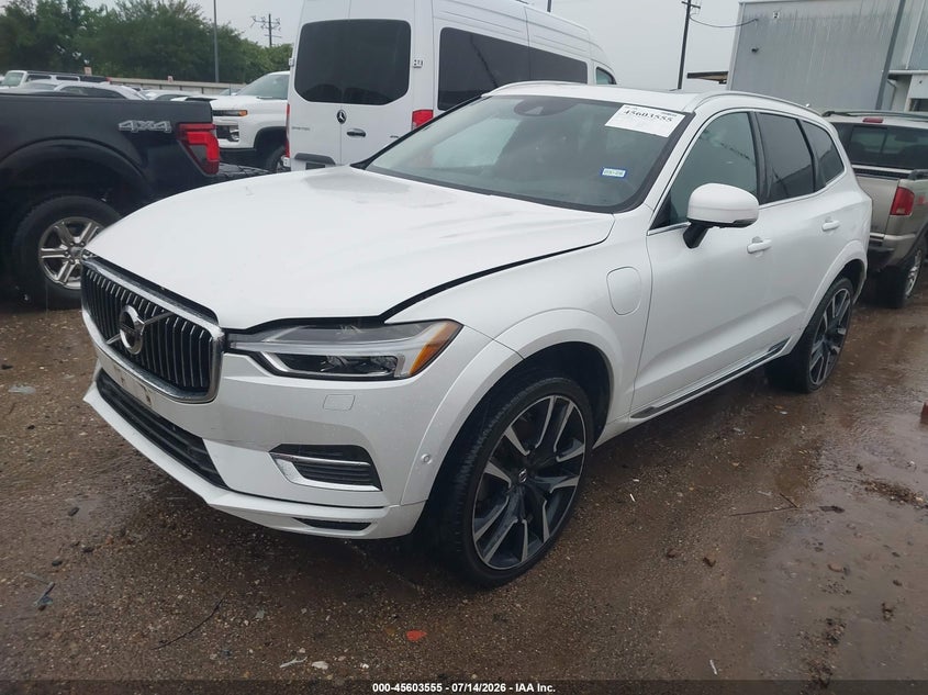 2018 Volvo Xc60 VIN LYVBR0DL9JB070278 IAAI salvage auction — STORM DAMAGE, Salvage (Texas), sold $3,200 on 2026-07-30 (photo 2)