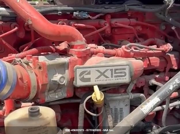 2018 Kenworth T680 VIN 1XKYD49X6JJ175447 IAAI salvage auction — SIDE, Clear (Illinois), sold $17,000 on 2026-07-15 (photo 9)