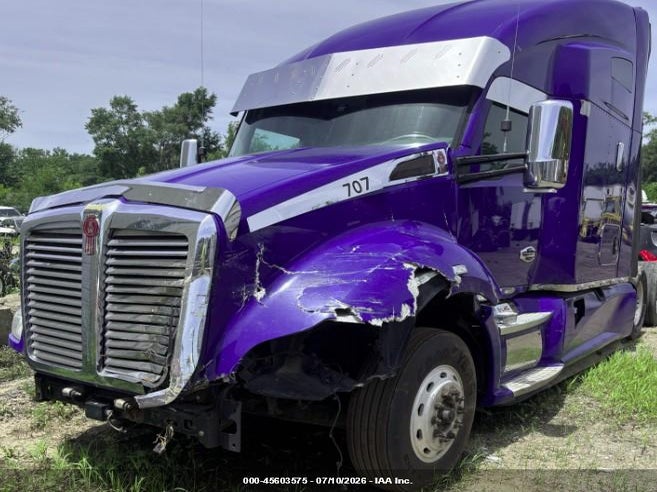 2018 Kenworth T680 VIN 1XKYD49X6JJ175447 IAAI salvage auction — SIDE, Clear (Illinois), sold $17,000 on 2026-07-15 (photo 2)