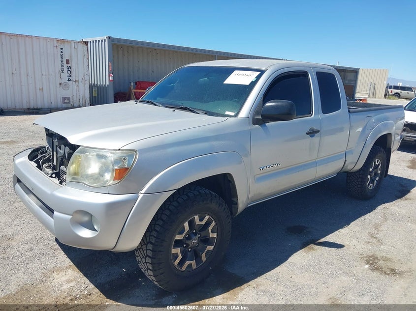 2008 Toyota Tacoma VIN 5TETU62N38Z499546 IAAI salvage auction — RIGHT FRONT, Salvage (California), sold $3,450 on 2026-08-01 (photo 2)