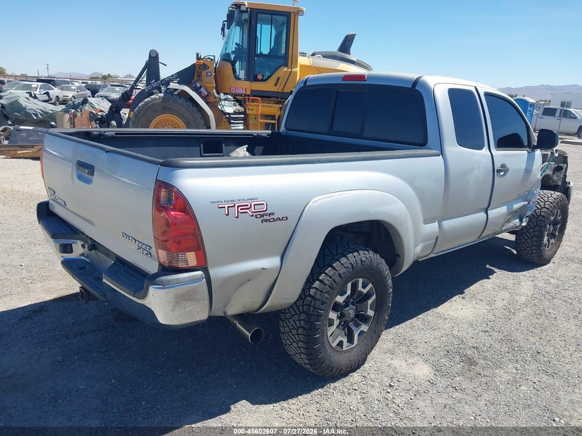 2008 Toyota Tacoma VIN 5TETU62N38Z499546 IAAI salvage auction — RIGHT FRONT, Salvage (California), sold $3,450 on 2026-08-01 (photo 4)