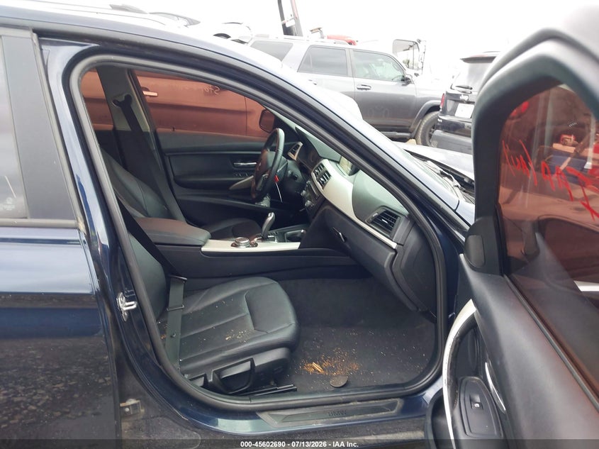 2015 BMW 3er VIN WBA3C3C52FK202166 IAAI salvage auction — NORMAL WEAR, Original (Texas), sold $550 on 2026-07-21 (photo 5)