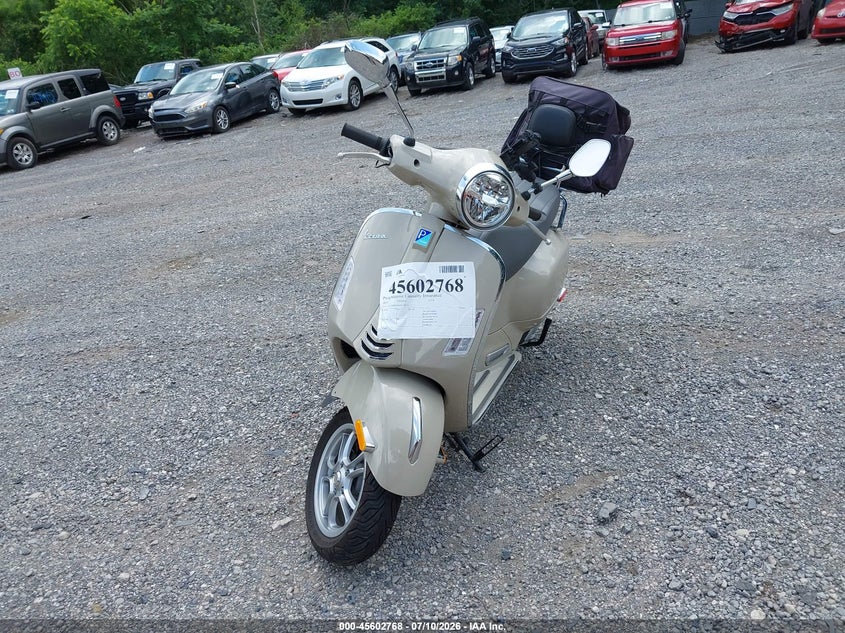 2025 Vespa Gts VIN ZAPMD30N4S5100013 IAAI salvage auction — FRONT END, Salvage (Pennsylvania), sold $2,200 on 2026-08-11 (photo 5)