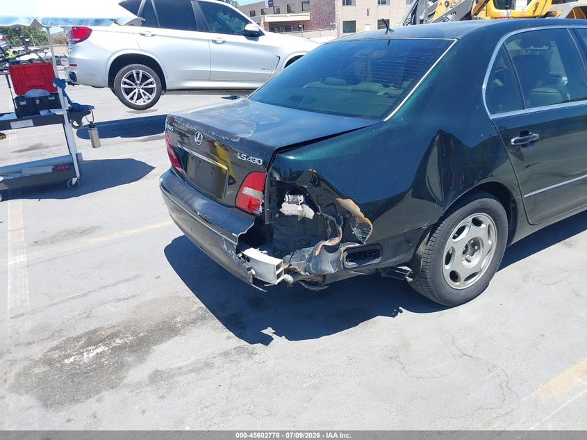 2001 Lexus Ls 430 VIN JTHBN30F110049692 IAAI salvage auction — NORMAL WEAR, Clear - Dealer Only (California), sold $425 on 2026-07-20 (photo 6)