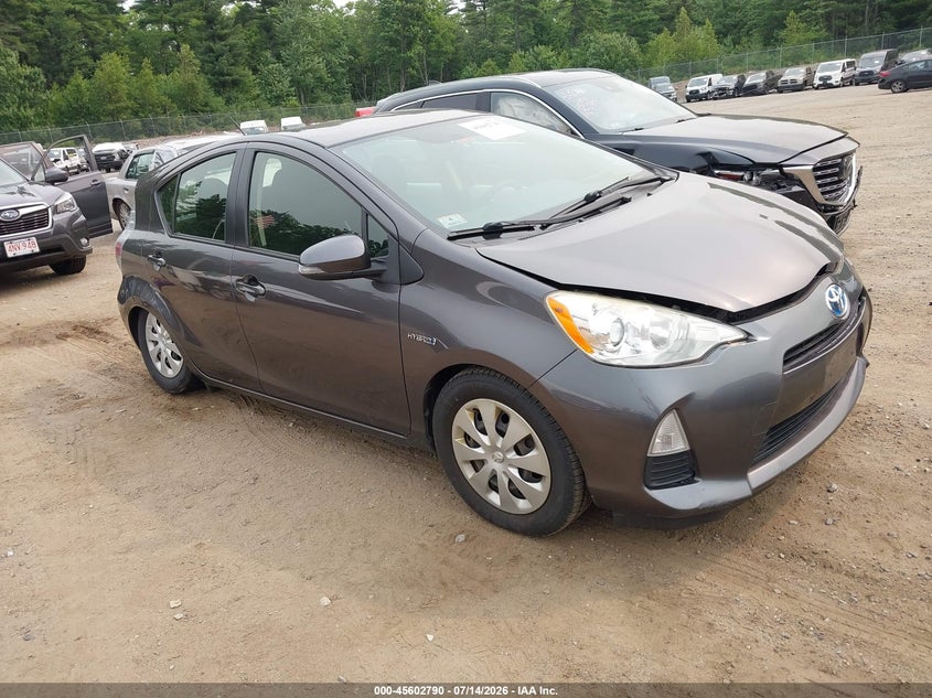 2014 Toyota Prius c VIN JTDKDTB39E1081006 IAAI salvage auction — RIGHT REAR, Salvage Title, sold $875 on 2026-07-24 (photo 1)