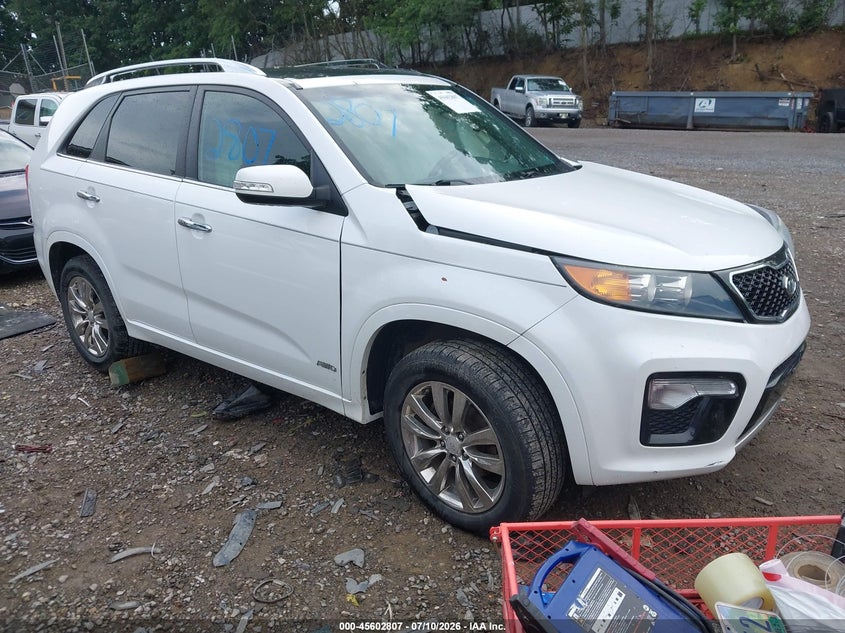 2011 Kia Sorento VIN 5XYKWDA25BG163402 IAAI salvage auction — SIDE, Salvage (Pennsylvania), sold $700 on 2026-07-25 (photo 1)