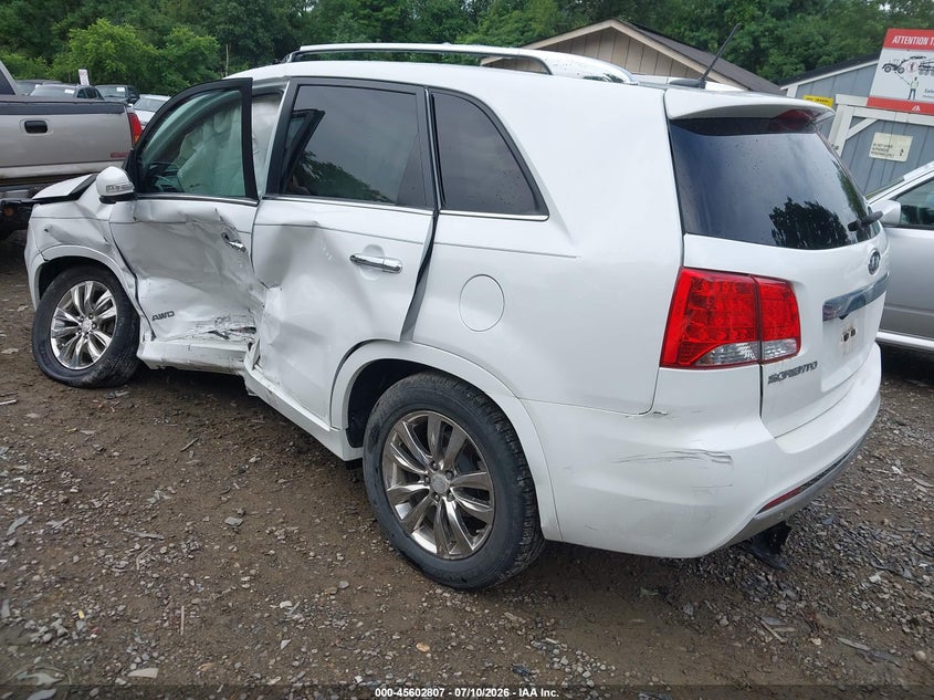 2011 Kia Sorento VIN 5XYKWDA25BG163402 IAAI salvage auction — SIDE, Salvage (Pennsylvania), sold $700 on 2026-07-25 (photo 3)