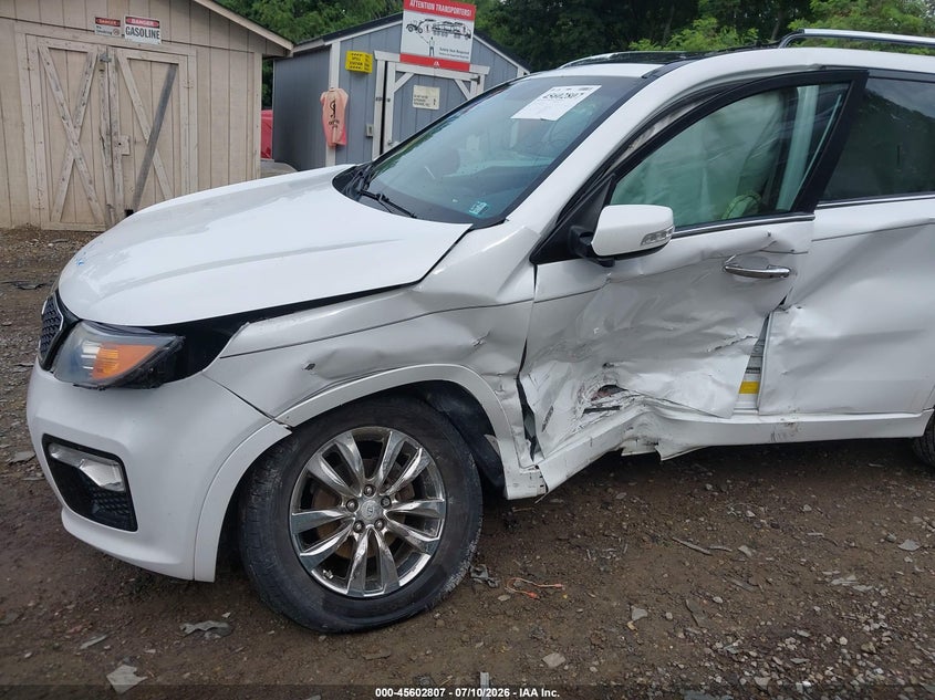 2011 Kia Sorento VIN 5XYKWDA25BG163402 IAAI salvage auction — SIDE, Salvage (Pennsylvania), sold $700 on 2026-07-25 (photo 6)