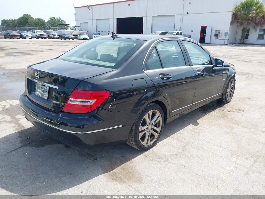 2012 Mercedes-benz C-klasse VIN WDDGF4HB3CR223505 IAAI salvage auction — FRONT END, Salvage Title, sold $1,450 on 2026-07-29 (photo 4)