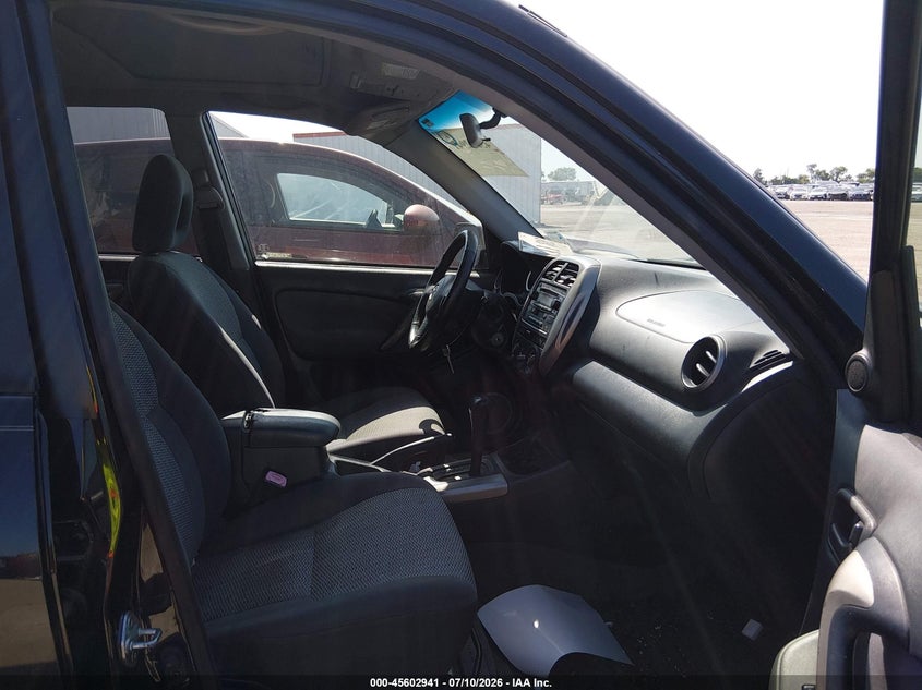2004 Toyota Rav4 VIN JTEGD20V640010351 IAAI salvage auction — NORMAL WEAR, Clear (Louisiana), sold $325 on 2026-07-28 (photo 5)