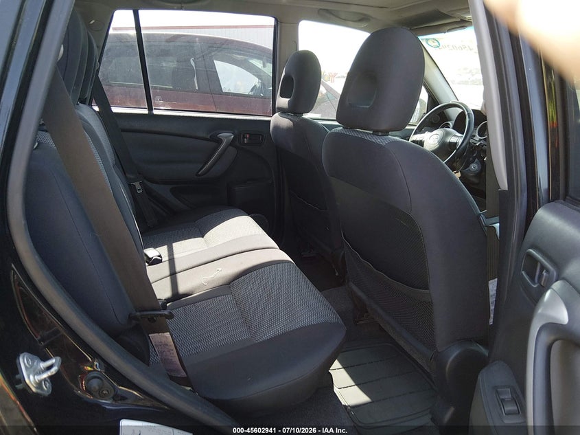2004 Toyota Rav4 VIN JTEGD20V640010351 IAAI salvage auction — NORMAL WEAR, Clear (Louisiana), sold $325 on 2026-07-28 (photo 8)