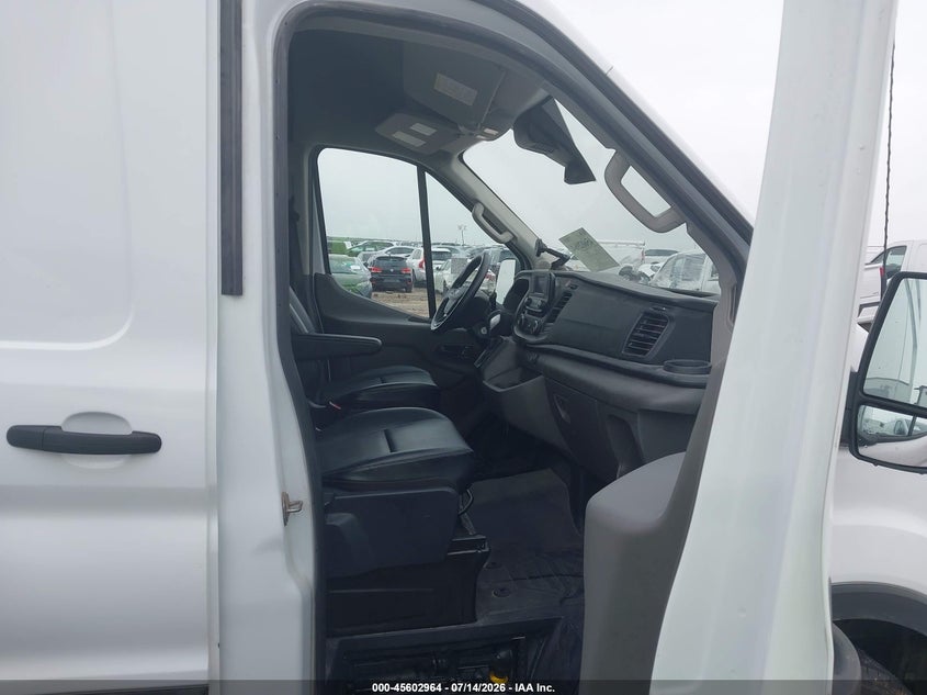 2023 Ford Transit VIN 1FTBR1X82PKB02088 IAAI salvage auction — ROOF, Salvage Title, sold $18,700 on 2026-07-18 (photo 5)