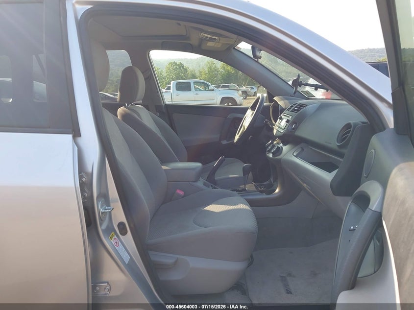 2012 Toyota Rav 4 VIN JTMBF4DV6C5051403 IAAI salvage auction — NORMAL WEAR, Clear (New Jersey), sold $1,400 on 2026-07-30 (photo 5)
