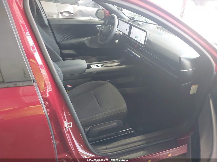 2025 Hyundai Ioniq 6 VIN KMHM24AA7SA114841 IAAI salvage auction — FRONT END, Salvage Title, sold $3,050 on 2026-07-30 (photo 5)