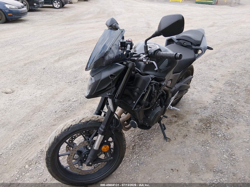 2024 Honda Cb VIN MLHPC7155R5000372 IAAI salvage auction — LEFT & RIGHT, Salvage (Nevada), sold $250 on 2026-07-29 (photo 2)
