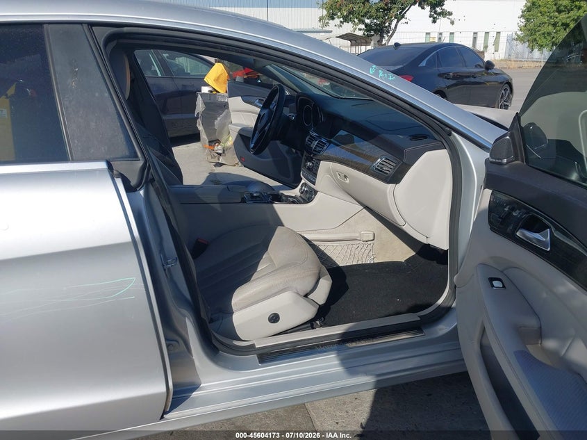 2012 Mercedes-benz Cls-klasse VIN WDDLJ7DB3CA040740 IAAI salvage auction — VANDALISM, Salvage (California), sold $2,000 on 2026-08-03 (photo 5)