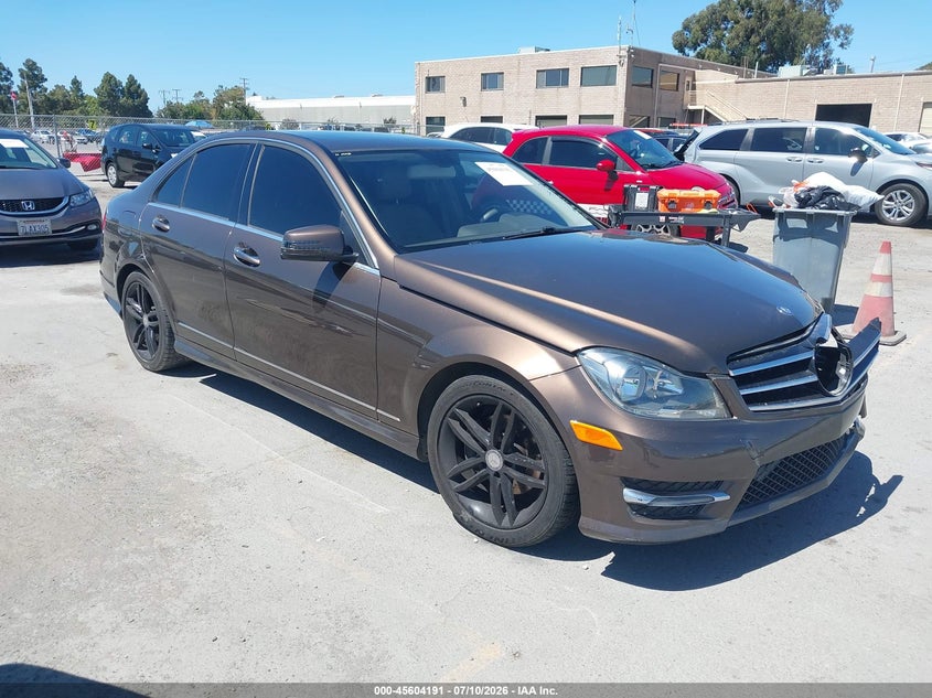 2014 Mercedes-benz C-klasse VIN WDDGF4HB8EG241075 IAAI salvage auction — LEFT FRONT, Salvage Title, sold $1,300 on 2026-08-10 (photo 1)