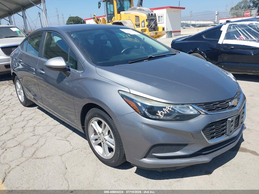 2018 Chevrolet Cruze VIN 1G1BE5SM7J7170798 IAAI salvage auction — REAR END, Salvage Title, sold $1,700 on 2026-07-19 (photo 1)