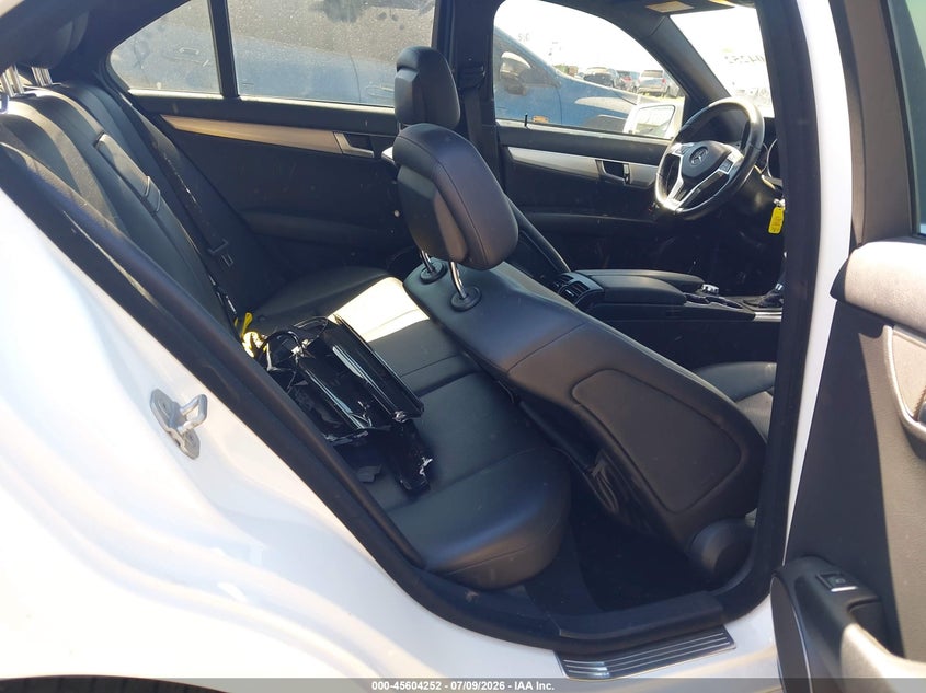 2013 Mercedes-benz VIN WDDGF4HB2DR273006 IAAI salvage auction — FRONT END, Clear Salvage History (California), sold $1,300 on 2026-08-04 (photo 8)