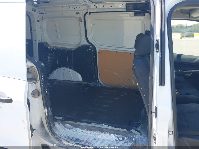 2018 Ford Transit connect VIN NM0LE7E72J1375460 IAAI salvage auction — NORMAL WEAR, Sf97 (California), sold $2,050 on 2026-07-30 (photo 8)