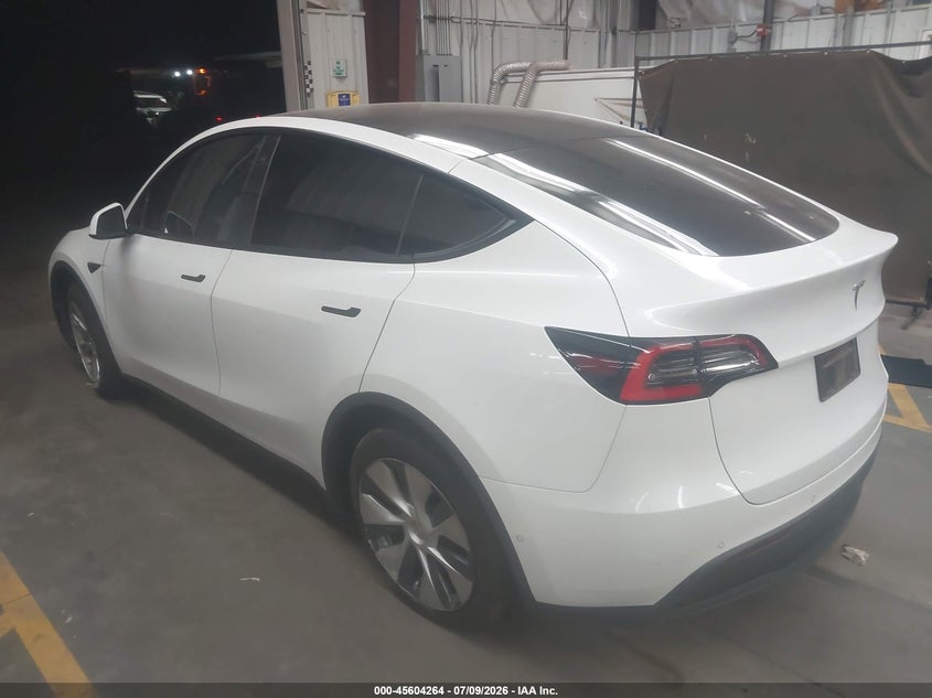 2021 Tesla Model y VIN 5YJYGDED0MF105632 IAAI salvage auction — SUSPENSION, Salvage Title, sold $11,900 on 2026-08-27 (photo 3)