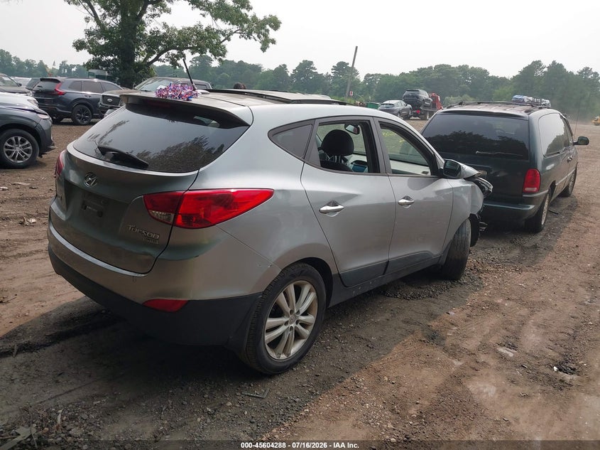 2013 Hyundai Tucson VIN KM8JU3AC9DU694622 IAAI salvage auction — FRONT END, Salvage Title, sold $400 on 2026-07-28 (photo 4)