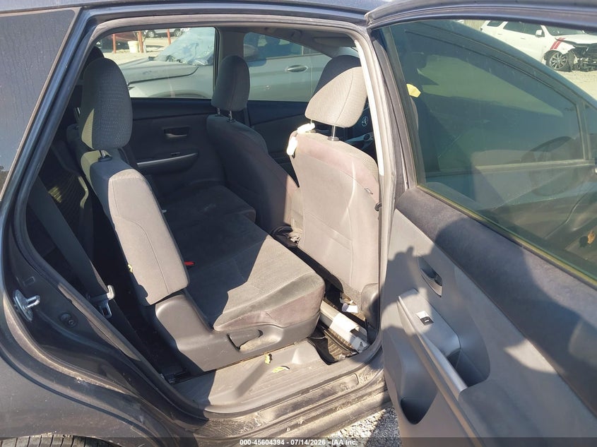 2014 Toyota Prius v VIN JTDZN3EU7E3342329 IAAI salvage auction — NORMAL WEAR, Clear (Illinois), sold $525 on 2026-07-28 (photo 8)