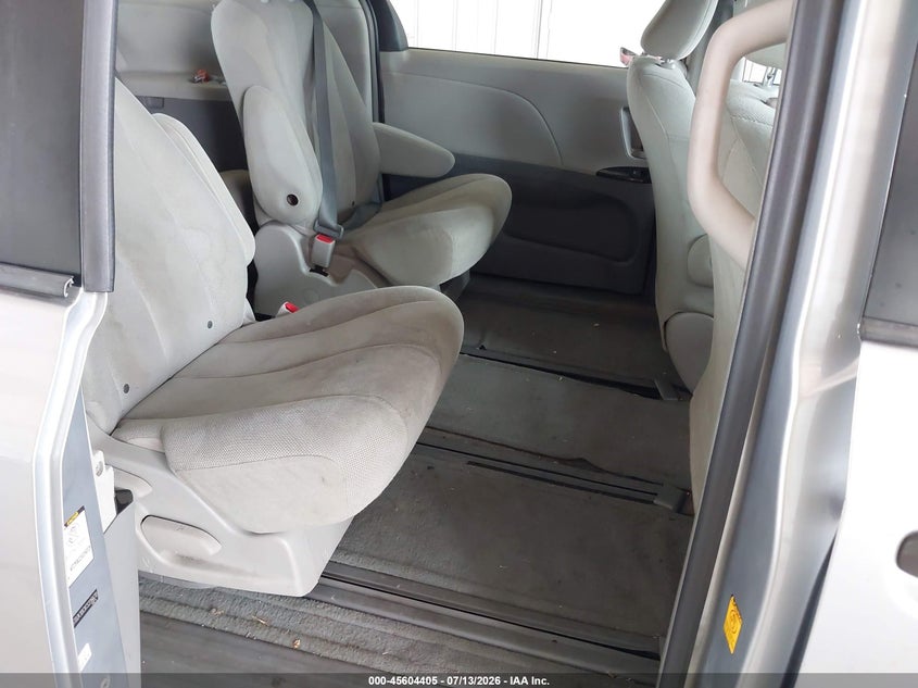 2012 Toyota Sienna VIN 5TDZK3DCXCS226670 IAAI salvage auction — FRONT & REAR, Clear (Georgia), sold $775 on 2026-07-22 (photo 8)