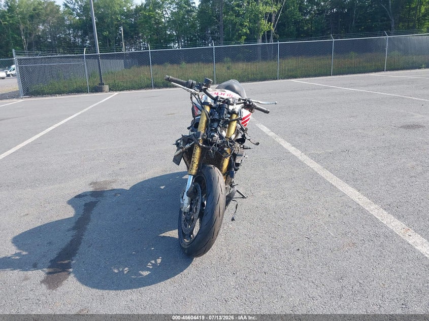2020 Aprilia Tuono VIN ZD4KGU006LS001422 IAAI salvage auction — RIGHT SIDE, Salvage (Pennsylvania), sold $1,850 on 2026-08-11 (photo 5)