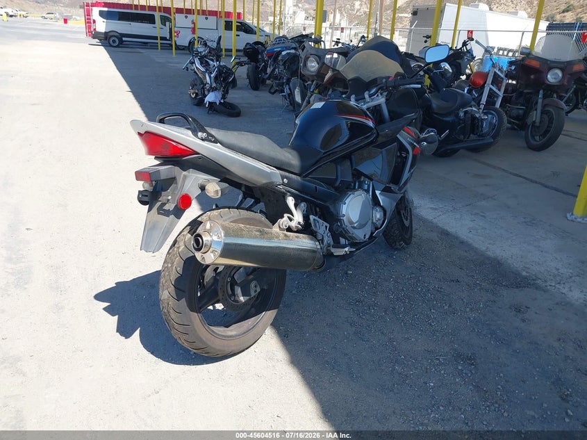 2008 Suzuki Gsx650 f VIN JS1GP74A482103180 IAAI salvage auction — NORMAL WEAR, Clear - Dealer Only (California), sold $1,350 on 2026-07-22 (photo 4)