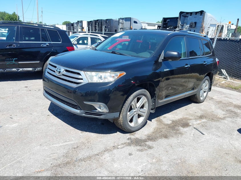 2011 Toyota Highlander VIN 5TDDK3EH2BS079604 IAAI salvage auction — NORMAL WEAR, Clear (Kansas), sold $5,275 on 2026-07-29 (photo 2)
