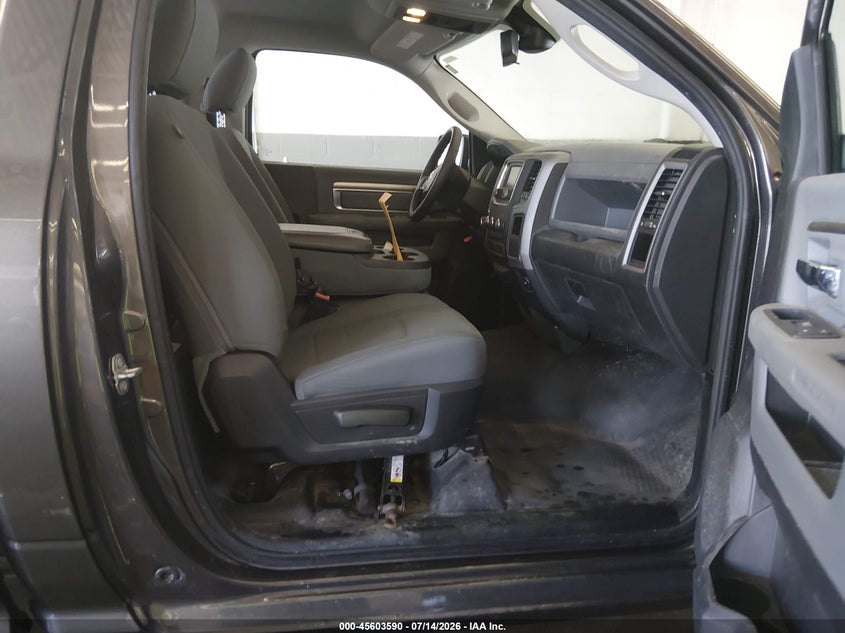 2016 Ram 1500 VIN 3C6JR7DT2GG320490 IAAI salvage auction — REAR END, Sf97 (New York), sold $1,050 on 2026-08-20 (photo 5)