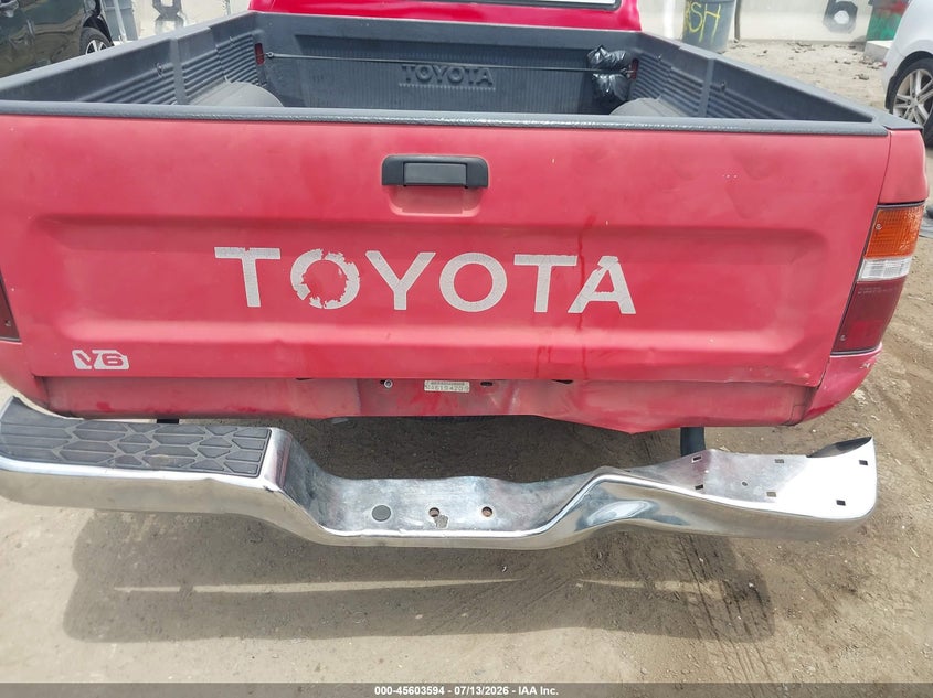 1992 Toyota Pickup VIN JT4VN93DXN5027372 IAAI salvage auction — FRONT & REAR, Salvage (California), sold $75 on 2026-07-29 (photo 6)