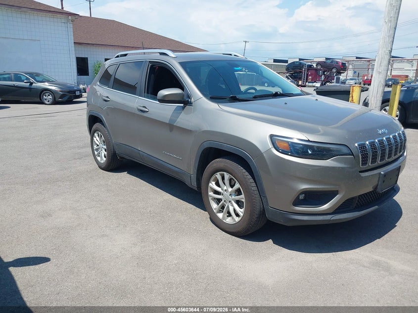2019 Jeep Cherokee VIN 1C4PJMCB9KD449477 — IAAI salvage auction photo