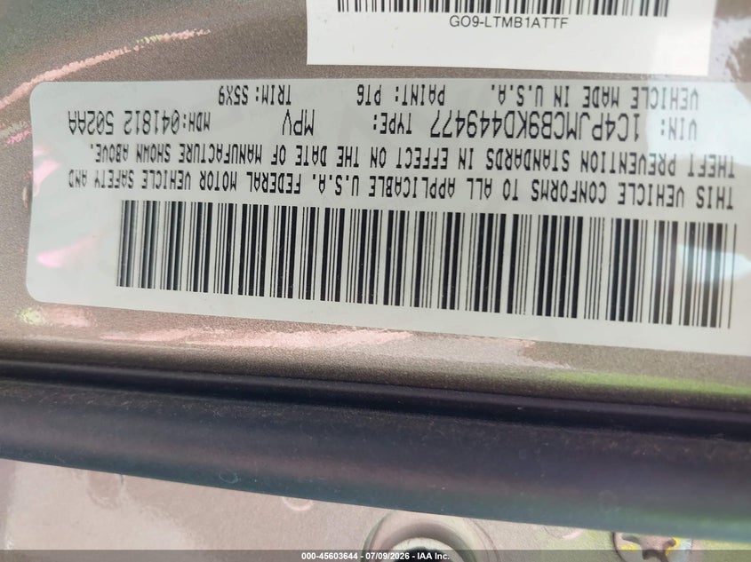 2019 Jeep Cherokee VIN 1C4PJMCB9KD449477 IAAI salvage auction — NORMAL WEAR, Sf97 (New York), sold $9,000 on 2026-07-31 (photo 9)