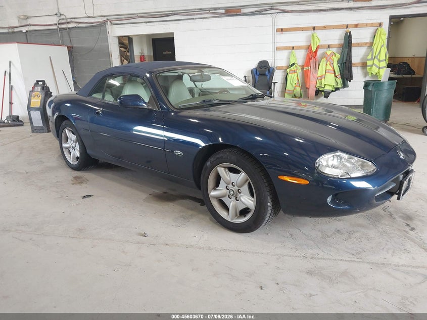 1998 Jaguar Xk series VIN SAJGX2240WC028895 IAAI salvage auction — NORMAL WEAR, Salvage Title (New York), sold $25 on 2026-07-15 (photo 1)