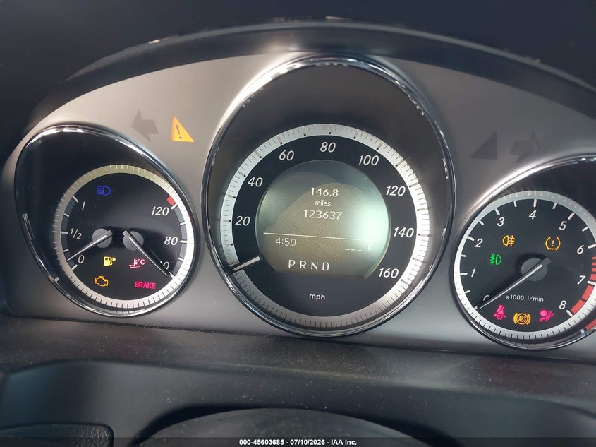 2010 Mercedes-benz C class VIN WDDGF5EB6AF381040 IAAI salvage auction — NORMAL WEAR, Clear (Florida), sold $500 on 2026-07-28 (photo 7)