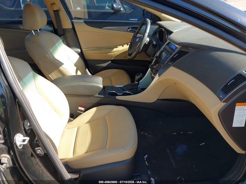2012 Hyundai Sonata VIN KMHEC4A45CA020647 IAAI salvage auction — NORMAL WEAR, Affidavit In Lieu Of Title - Non-Public (Washington), sold $25 on 2026-07-22 (photo 5)