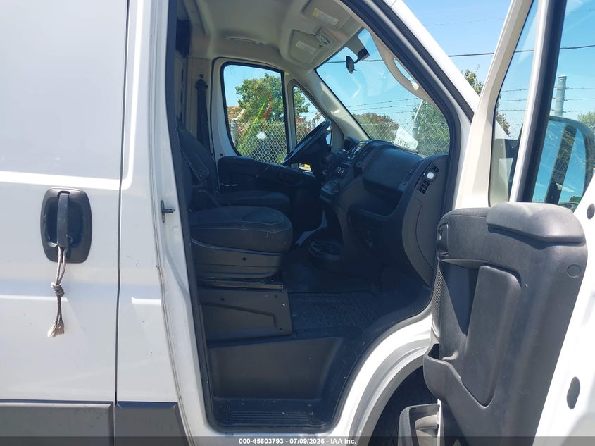 2018 Ram Promaster 1500 VIN 3C6TRVAGXJE146613 IAAI salvage auction — NORMAL WEAR, SF97 (California), sold $10,200 on 2026-07-30 (photo 5)
