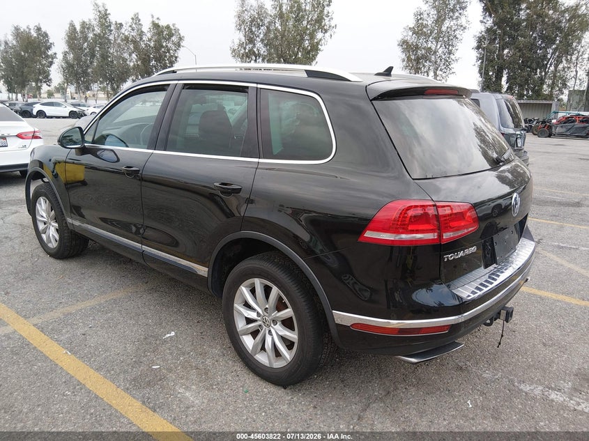 2015 Volkswagen Touareg VIN WVGEF9BP3FD007296 IAAI salvage auction — FRONT END, Salvage (California), sold $425 on 2026-08-04 (photo 3)