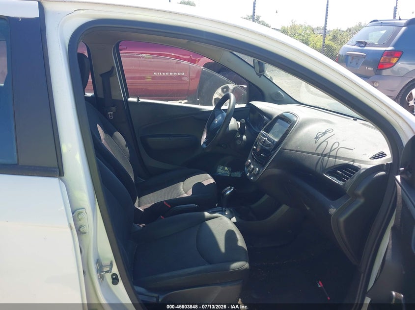 2016 Chevrolet Spark VIN KL8CB6SA8GC628633 IAAI salvage auction — NORMAL WEAR, Clear (Wisconsin), sold $275 on 2026-07-28 (photo 5)