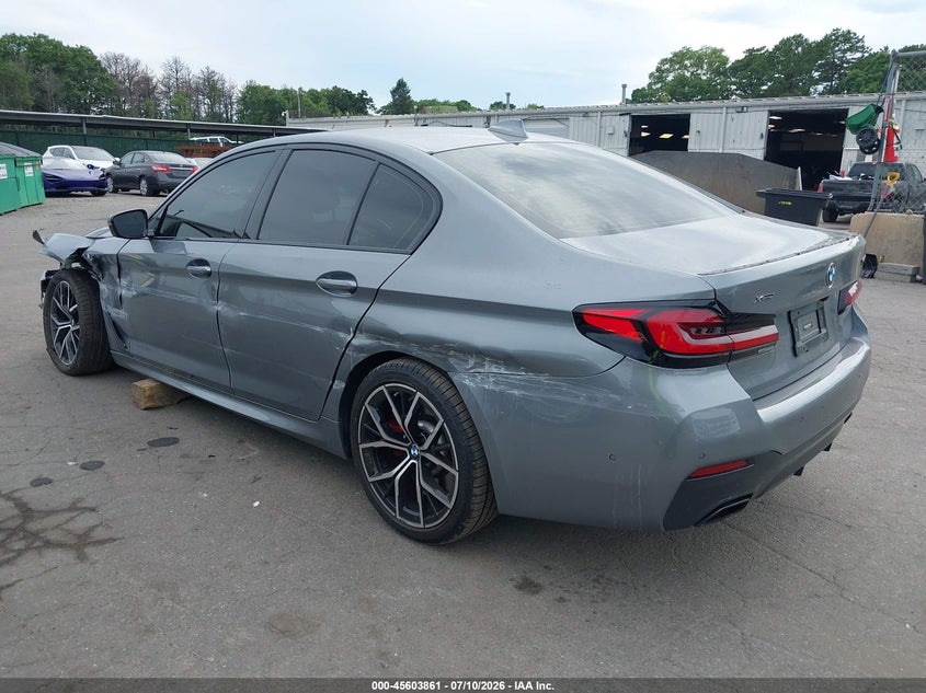 2023 BMW 5er VIN WBA73BJ01PCL83906 IAAI salvage auction — LEFT & RIGHT, Mv-907A (New York), sold $19,325 on 2026-08-20 (photo 3)
